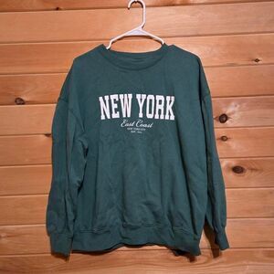 Women's New York Pullover Vacation Travel Graphic Sweatshirt Sweater Small